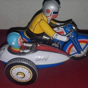 Vintage Mechanical Wind-Up Tin Litho Toy Motorcycle & Sidecar